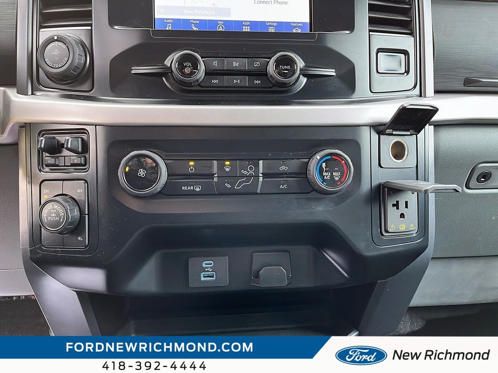 Ford F-150 XLT cabine SuperCrew 4RM caisse de 5,5 pi 2023 à New Richmond, Québec - 16 - w1024h768px