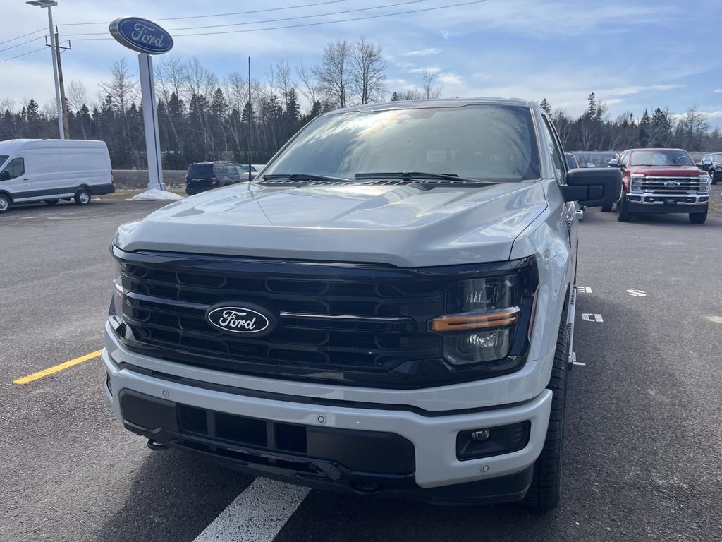 2024 Ford F-150 XLT cabine SuperCrew 4RM caisse de 5,5 pi in New Richmond, Quebec - 1 - w1024h768px