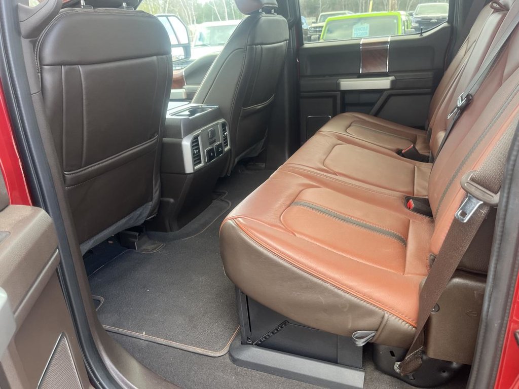 2022 Ford F-350 King Ranch cabine 6 places 4RM caisse de 8 pi in New Richmond, Quebec - 25 - w1024h768px