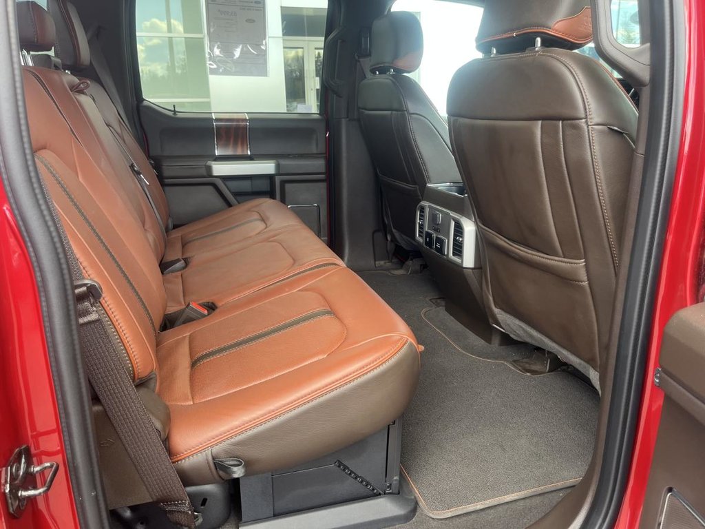 2022 Ford F-350 King Ranch cabine 6 places 4RM caisse de 8 pi in New Richmond, Quebec - 27 - w1024h768px