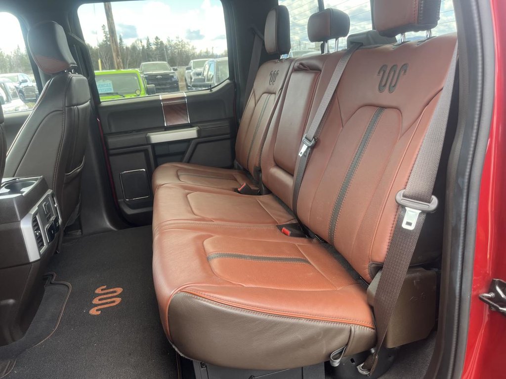 2022 Ford F-350 King Ranch cabine 6 places 4RM caisse de 8 pi in New Richmond, Quebec - 26 - w1024h768px