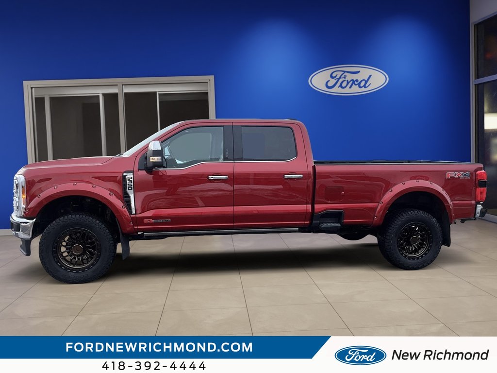 Ford Super Duty F-350 SRW King Ranch cabine 6 places 4RM caisse de 6,75 pi 2023 à New Richmond, Québec - 10 - w1024h768px