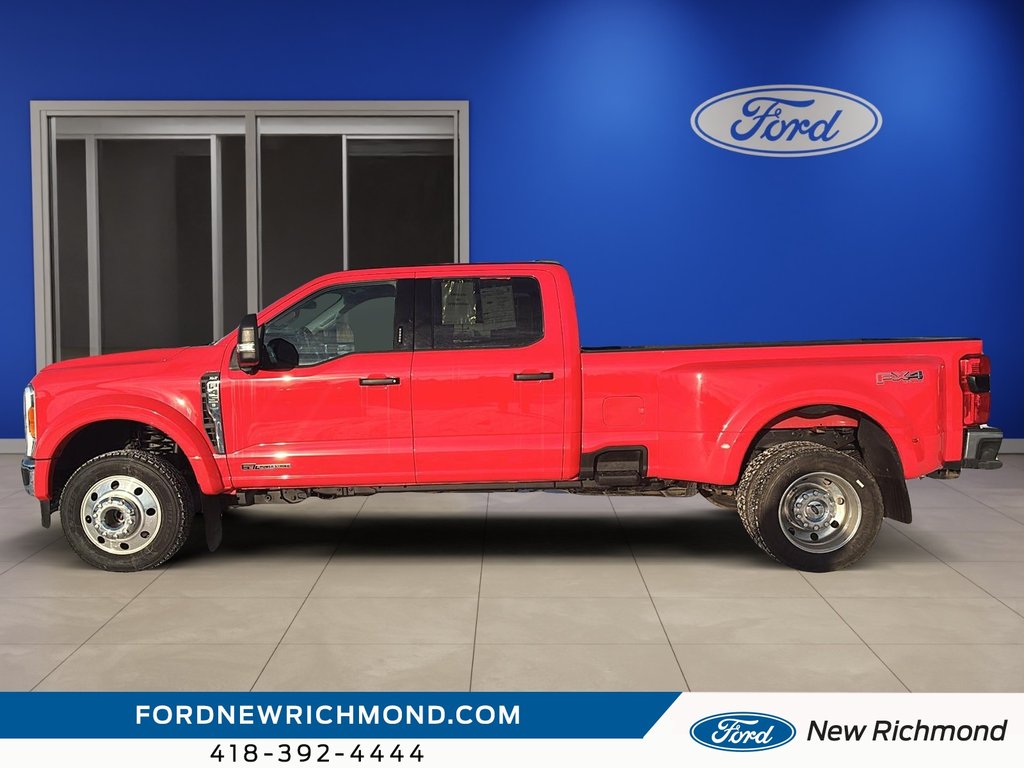 Ford Super Duty F-450 DRW XLT cabine 6 places 4RM caisse de 8 pi 2023 à New Richmond, Québec - 4 - w1024h768px