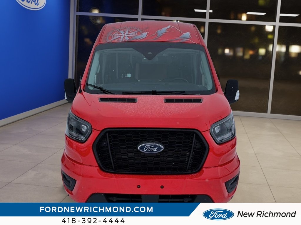 2025 Ford Transit T-250 EL TI toit surélevé 148 po PNBV de 9 070 lb in New Richmond, Quebec - 4 - w1024h768px