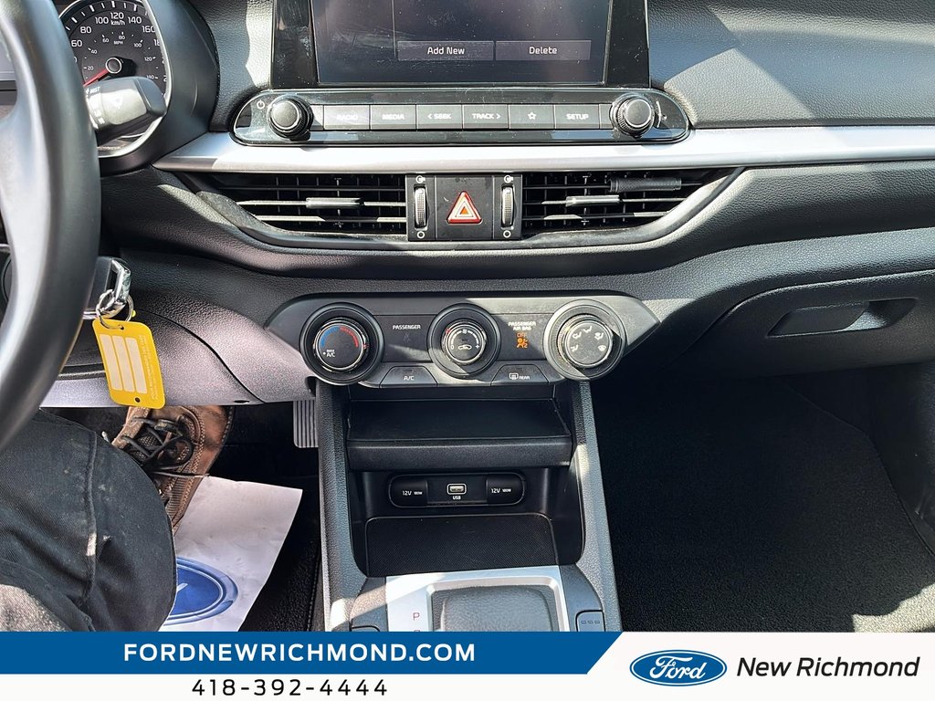 Kia Forte LX IVT 2024 à New Richmond, Québec - 26 - w1024h768px