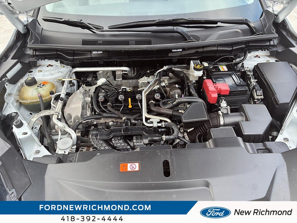 Mitsubishi Outlander SEL S-AWC 2023 à New Richmond, Québec - 16 - w1024h768px