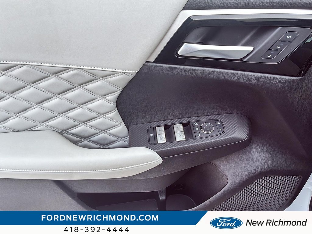 Mitsubishi Outlander SEL S-AWC 2023 à New Richmond, Québec - 22 - w1024h768px