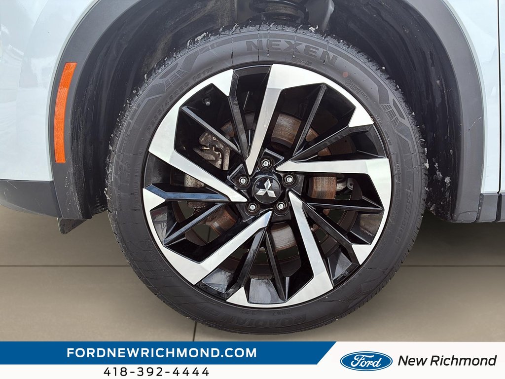 Mitsubishi Outlander SEL S-AWC 2023 à New Richmond, Québec - 14 - w1024h768px