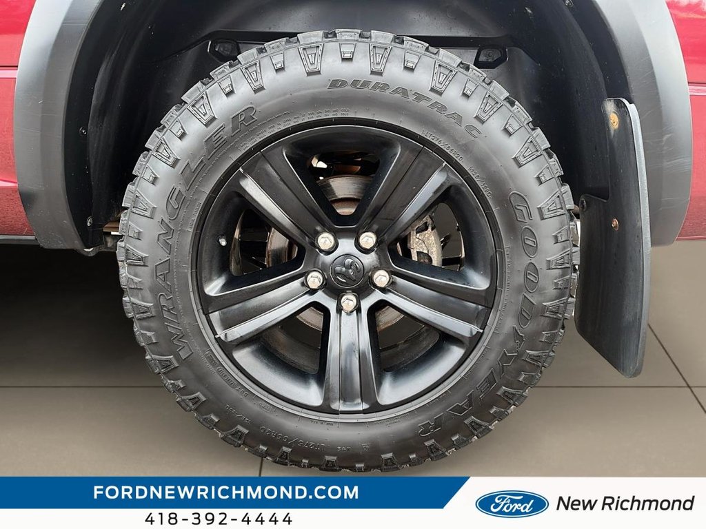 2022 Ram 1500 Classic Warlock cabine d'équipe 4x4 caisse de 5 pi 7 po in New Richmond, Quebec - 8 - w1024h768px