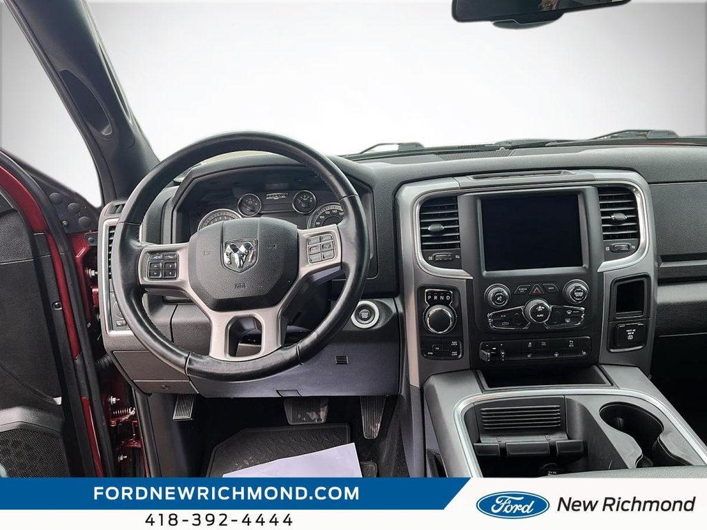 2022 Ram 1500 Classic Warlock cabine d'équipe 4x4 caisse de 5 pi 7 po in New Richmond, Quebec - 11 - w1024h768px