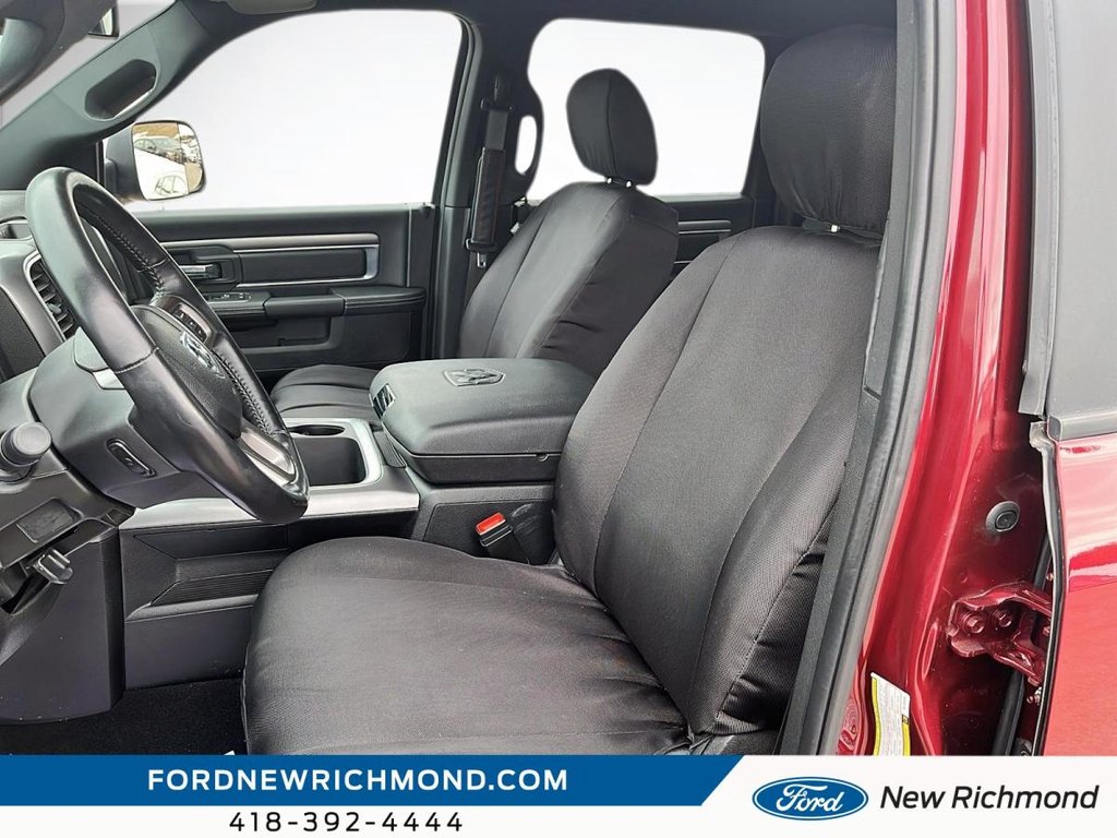 2022 Ram 1500 Classic Warlock cabine d'équipe 4x4 caisse de 5 pi 7 po in New Richmond, Quebec - 10 - w1024h768px