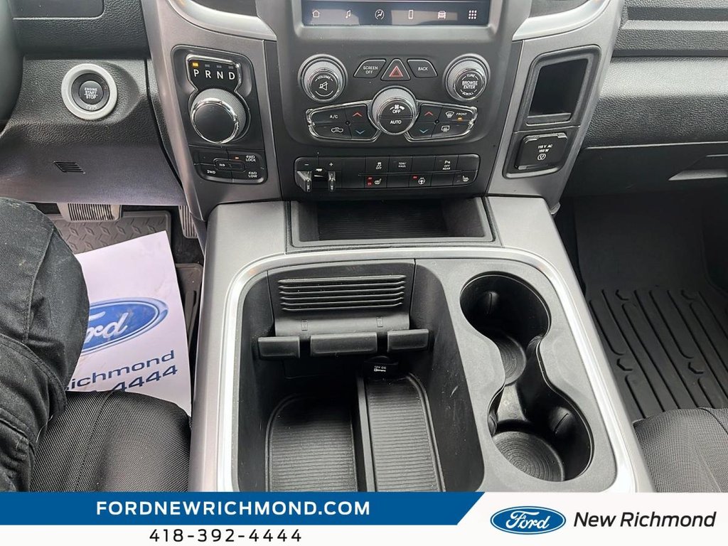 2022 Ram 1500 Classic Warlock cabine d'équipe 4x4 caisse de 5 pi 7 po in New Richmond, Quebec - 17 - w1024h768px