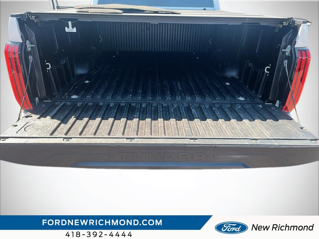 Toyota Tundra SR5 Double Cab 4x4 caisse longue TDR 2023 à New Richmond, Québec - 14 - w1024h768px