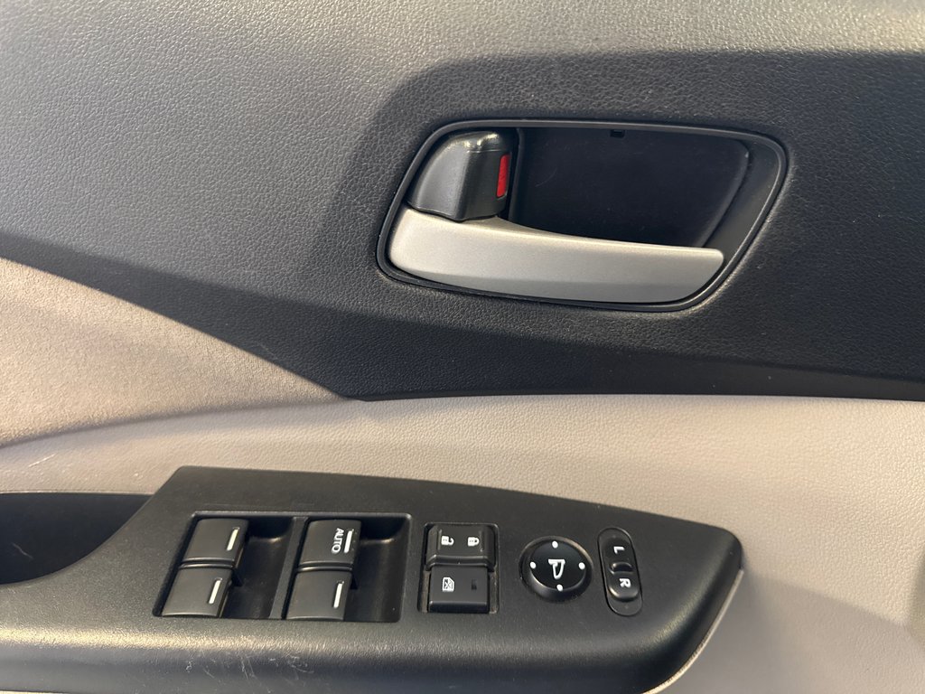 2014 Honda CR-V EX AWD *TRÈS BEAU VÉHICULE* in Richmond, Quebec - 31 - w1024h768px