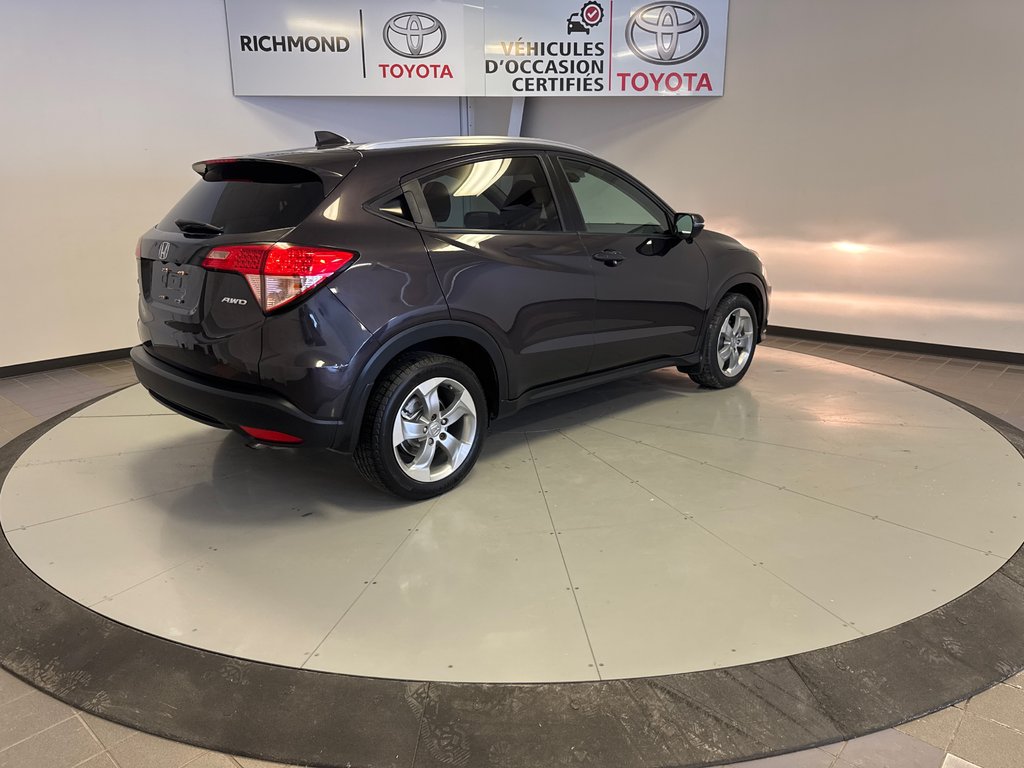 2017 Honda HR-V EX-L AWD *NAVIGATION + CUIR* in Richmond, Quebec - 9 - w1024h768px