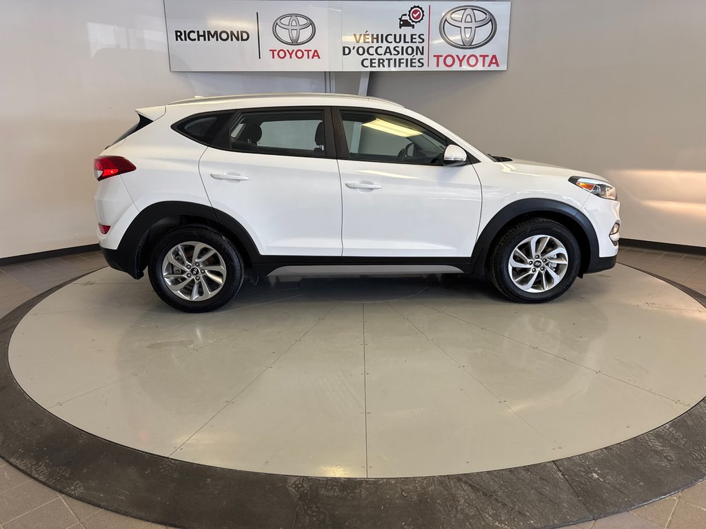Hyundai Tucson AWD *BAS KILOMÉTRAGE + TRÈS BEAU VÉHICULE* 2018 à Richmond, Québec - 10 - w1024h768px