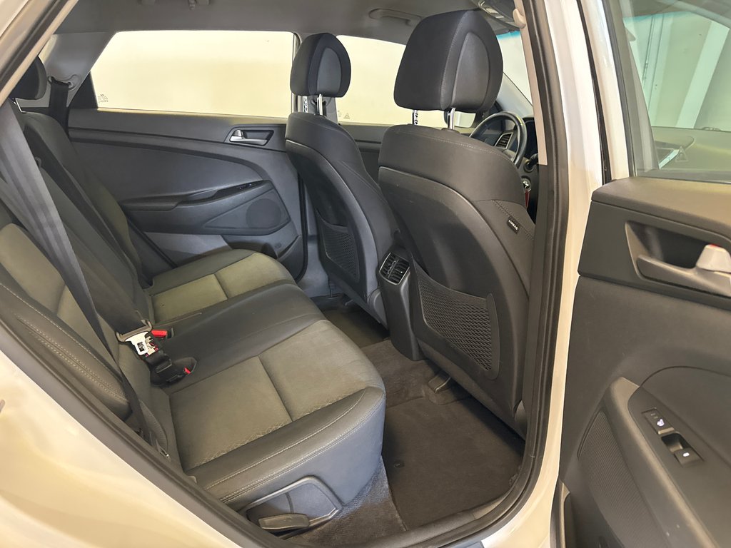 Hyundai Tucson AWD *BAS KILOMÉTRAGE + TRÈS BEAU VÉHICULE* 2018 à Richmond, Québec - 18 - w1024h768px