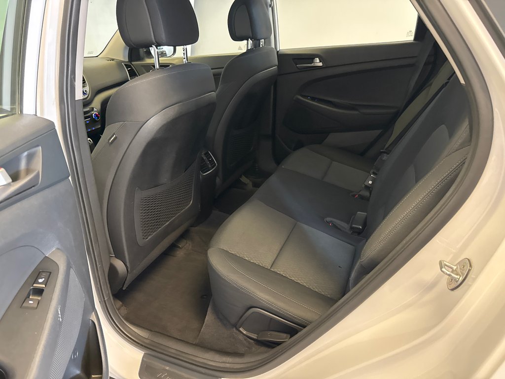 Hyundai Tucson AWD *BAS KILOMÉTRAGE + TRÈS BEAU VÉHICULE* 2018 à Richmond, Québec - 16 - w1024h768px