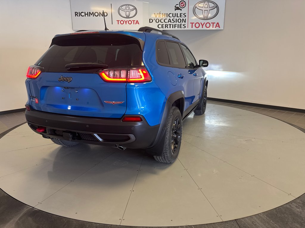 Jeep Cherokee Trailhawk Elite *TRÈS BAS KILOMÉTRAGE* 2022 à Richmond, Québec - 8 - w1024h768px