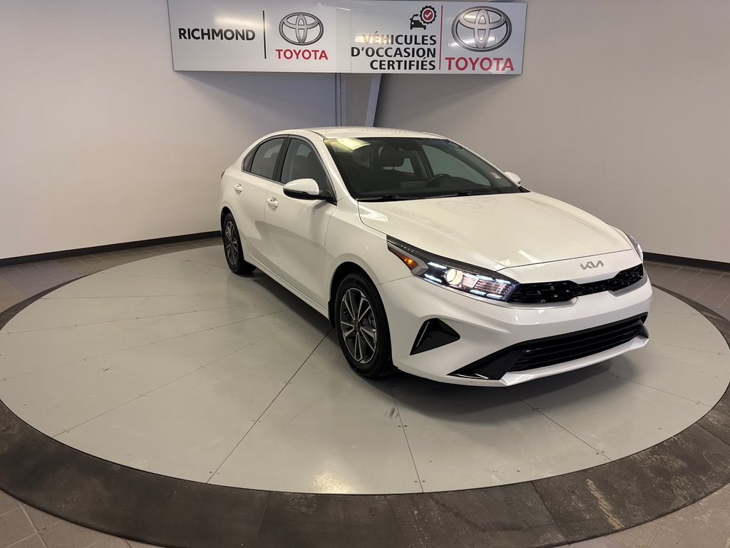 Kia Forte EX+ *TRÈS BEAU VÉHICULE* 2023 à Richmond, Québec - 12 - w1024h768px
