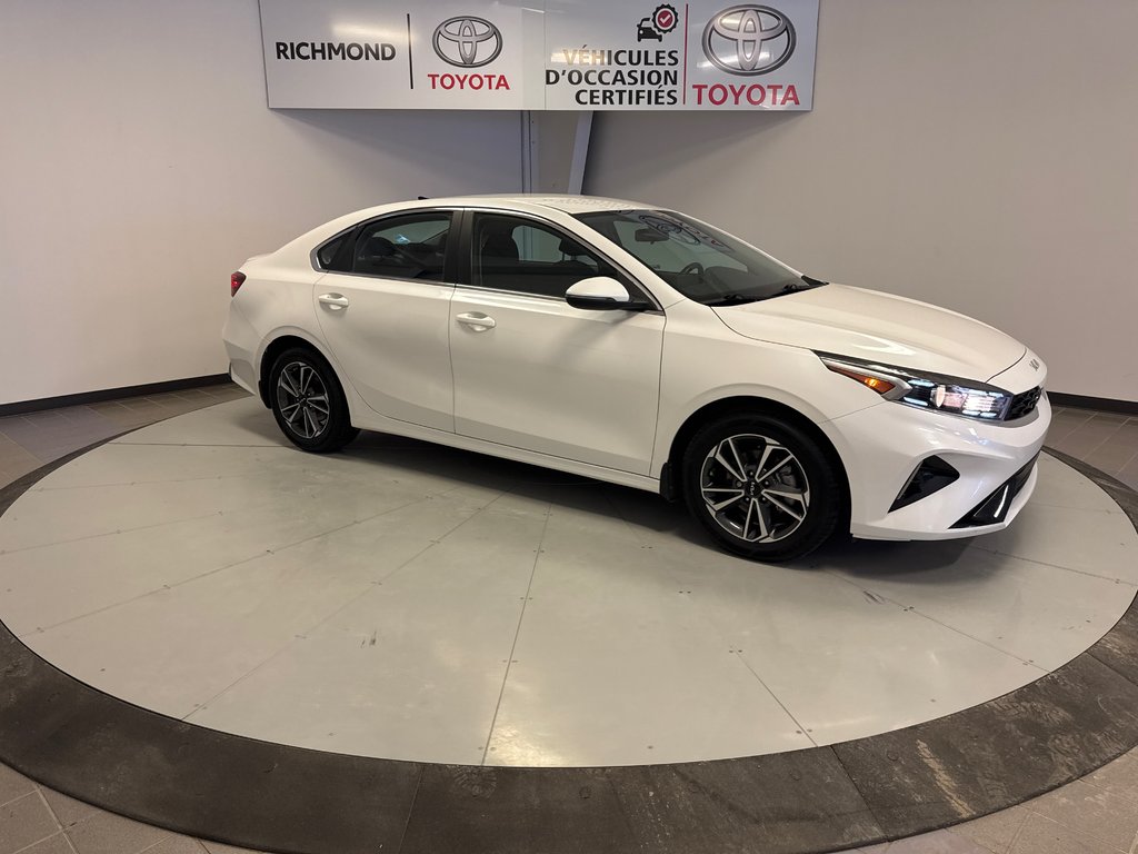 Kia Forte EX+ *TRÈS BEAU VÉHICULE* 2023 à Richmond, Québec - 11 - w1024h768px