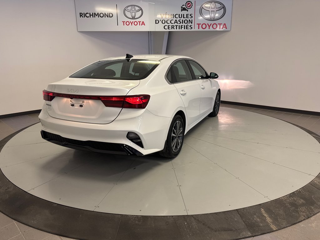 Kia Forte EX+ *TRÈS BEAU VÉHICULE* 2023 à Richmond, Québec - 8 - w1024h768px