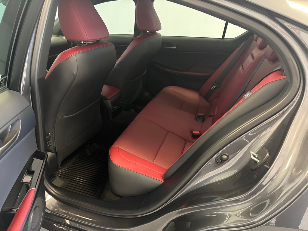 2024 Lexus IS 300 AWD *TRÈS BEAU VÉHICULE* in Richmond, Quebec - 17 - w1024h768px
