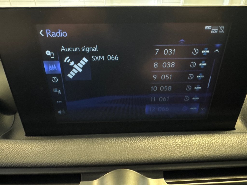 2024 Lexus IS 300 AWD *TRÈS BEAU VÉHICULE* in Richmond, Quebec - 21 - w1024h768px