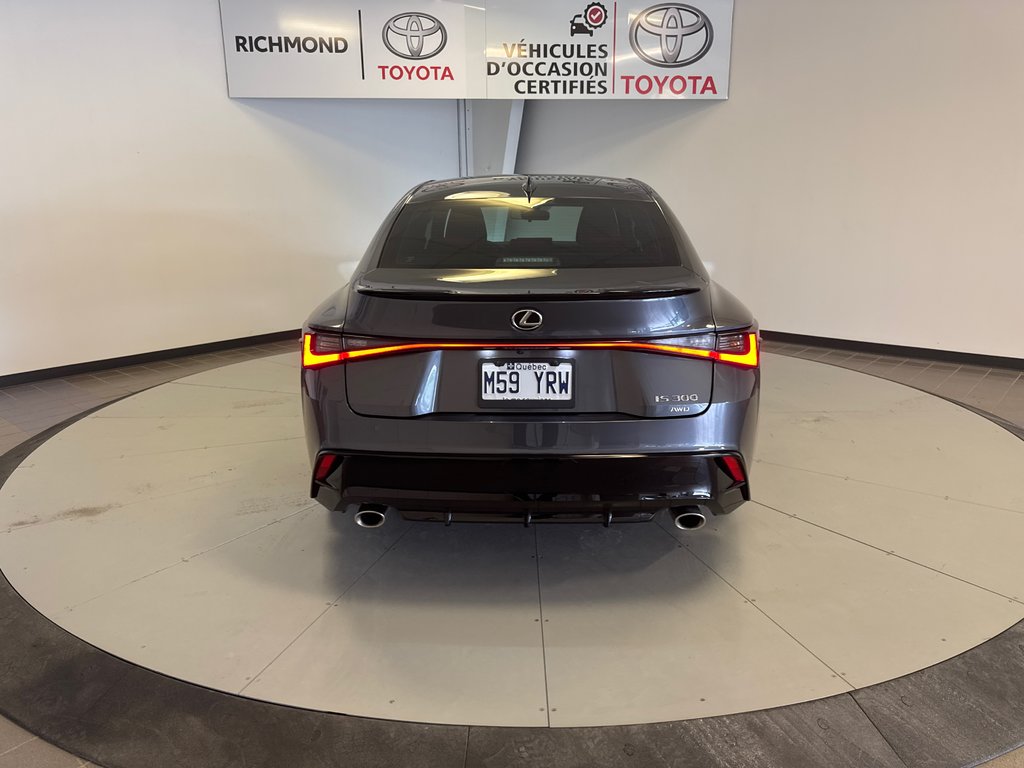 2024 Lexus IS 300 AWD *TRÈS BEAU VÉHICULE* in Richmond, Quebec - 8 - w1024h768px