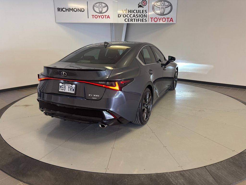 2024 Lexus IS 300 AWD *TRÈS BEAU VÉHICULE* in Richmond, Quebec - 9 - w1024h768px