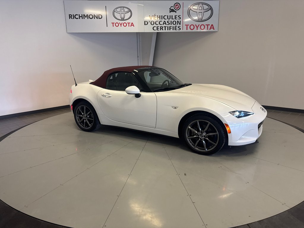 Mazda MX-5 GT 6 VITESSES *SEULEMENT 7,200 KM* 2018 à Richmond, Québec - 11 - w1024h768px
