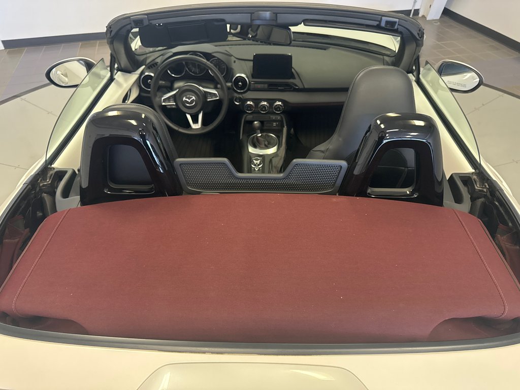 Mazda MX-5 GT 6 VITESSES *SEULEMENT 7,200 KM* 2018 à Richmond, Québec - 17 - w1024h768px