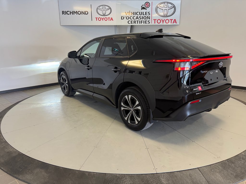 2024 Toyota BZ4X LE FWD *DÉMONSTRATEUR* in Richmond, Quebec - 6 - w1024h768px