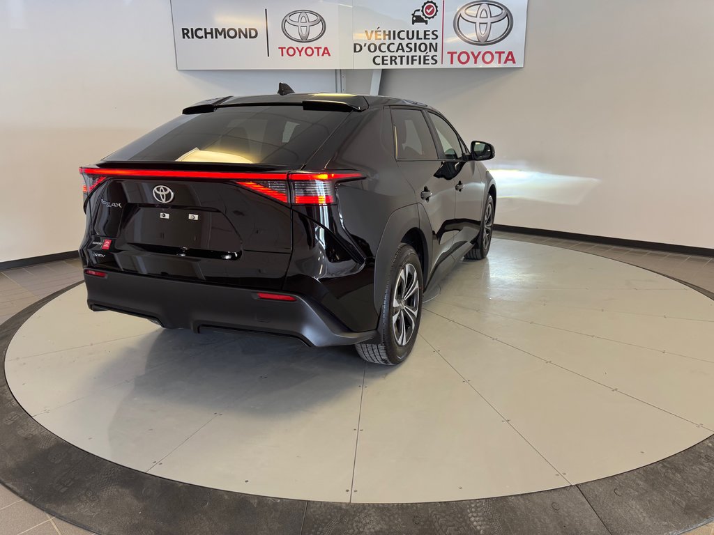 2024 Toyota BZ4X LE FWD *DÉMONSTRATEUR* in Richmond, Quebec - 8 - w1024h768px
