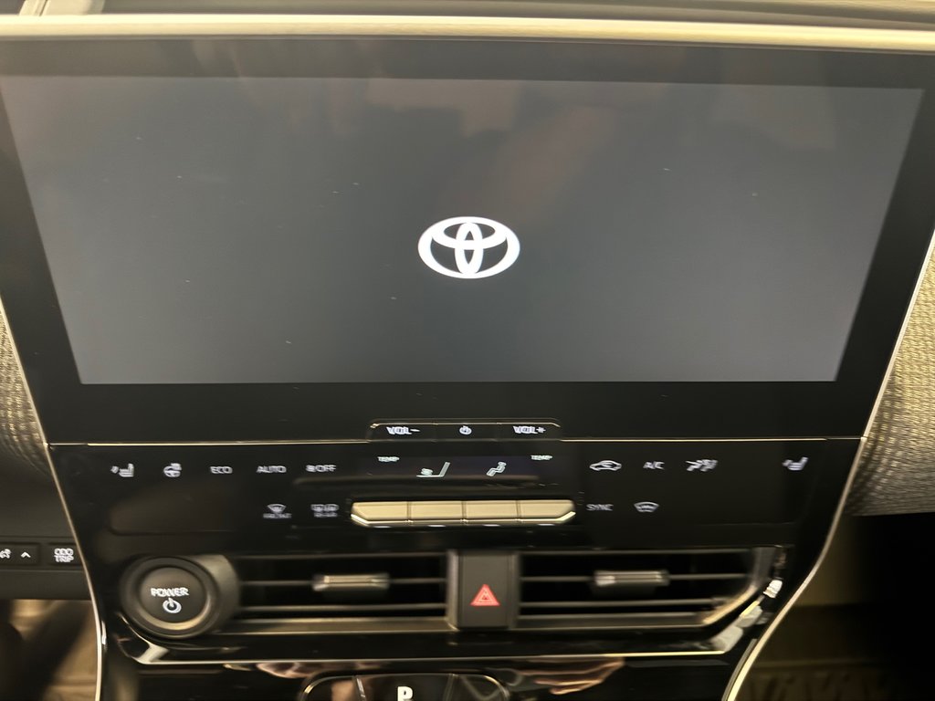 2024 Toyota BZ4X LE FWD *DÉMONSTRATEUR* in Richmond, Quebec - 20 - w1024h768px