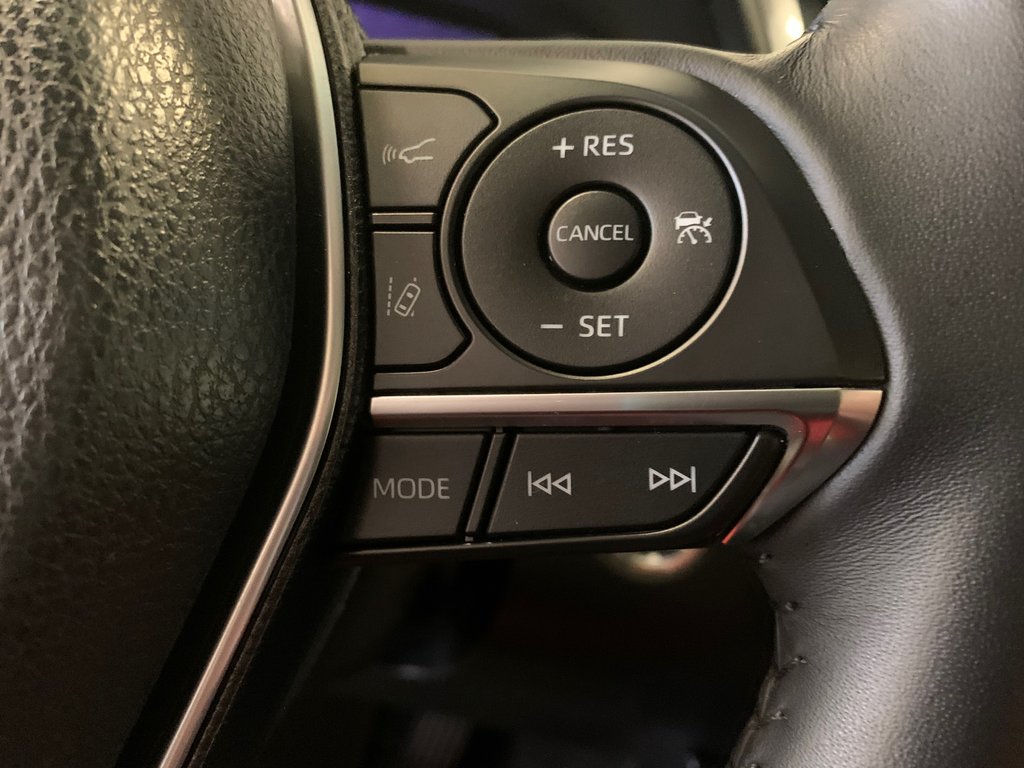 2018  Camry XSE in Richmond, Quebec - 37 - w1024h768px