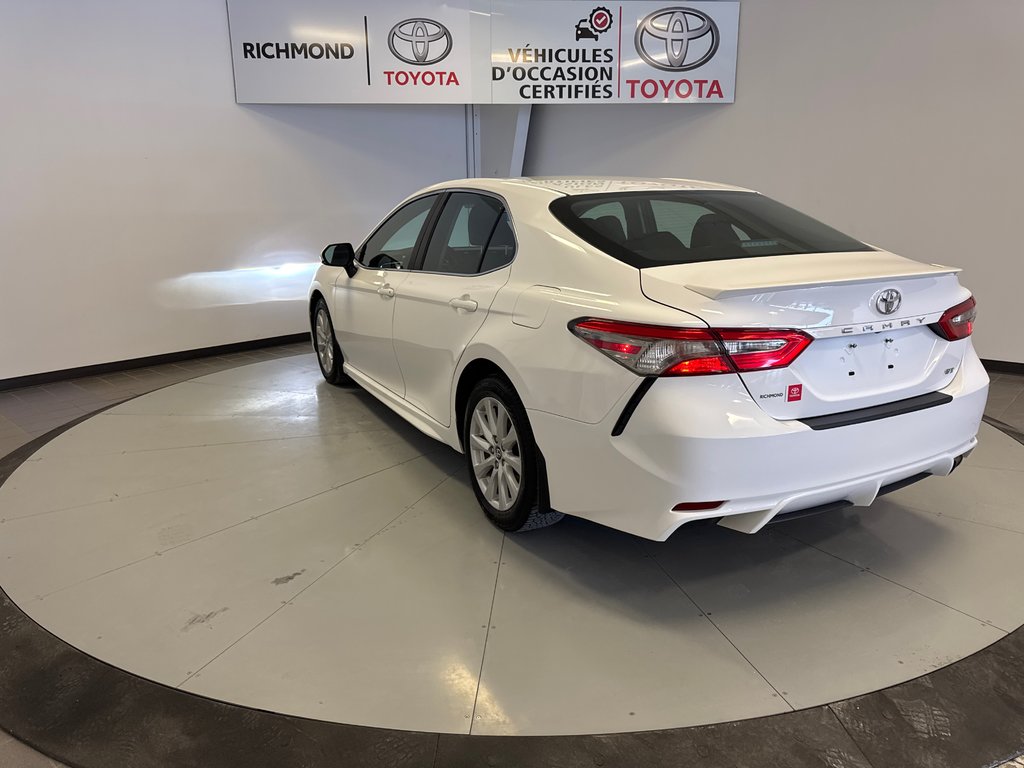 2018 Toyota Camry in Richmond, Quebec - 6 - w1024h768px