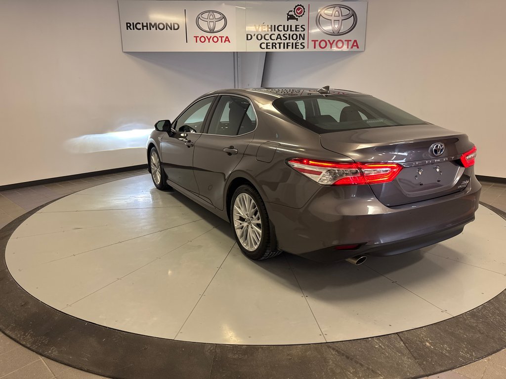 Toyota Camry XLE HYBRIDE *EN EXCELLENTE CONDITION!* 2020 à Richmond, Québec - 6 - w1024h768px