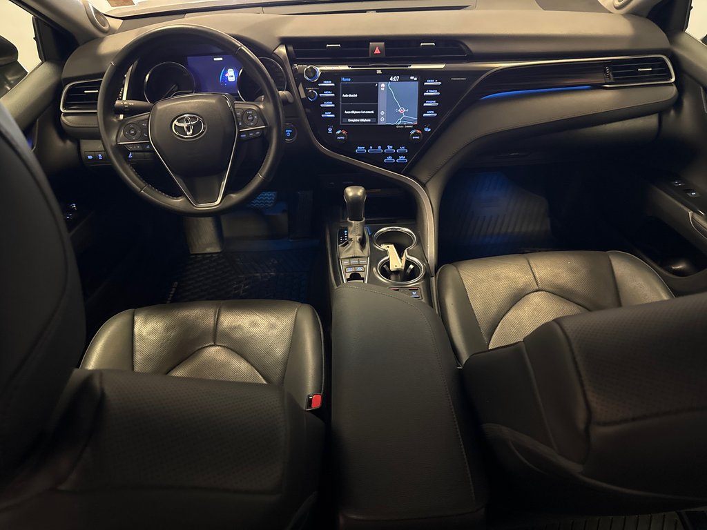 Toyota Camry XLE HYBRIDE *EN EXCELLENTE CONDITION!* 2020 à Richmond, Québec - 14 - w1024h768px