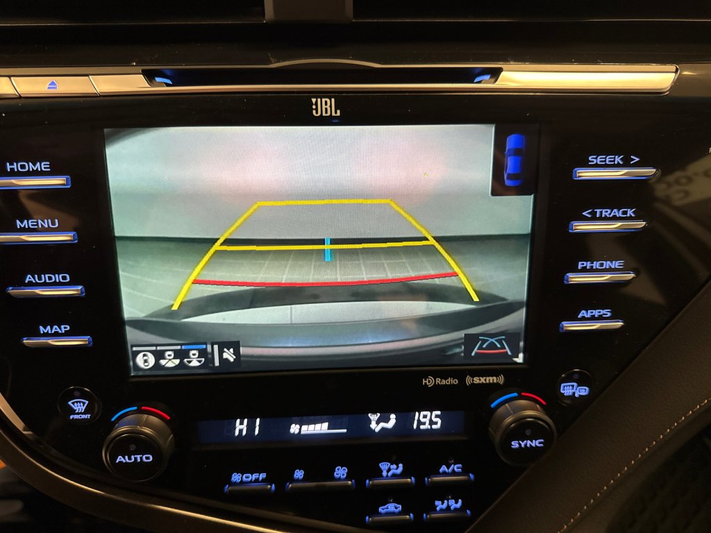 Toyota Camry XLE HYBRIDE *EN EXCELLENTE CONDITION!* 2020 à Richmond, Québec - 27 - w1024h768px