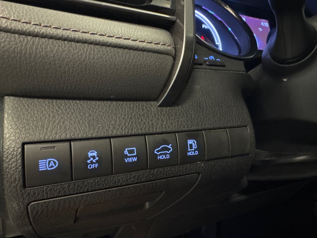 Toyota Camry XLE HYBRIDE *EN EXCELLENTE CONDITION!* 2020 à Richmond, Québec - 31 - w1024h768px
