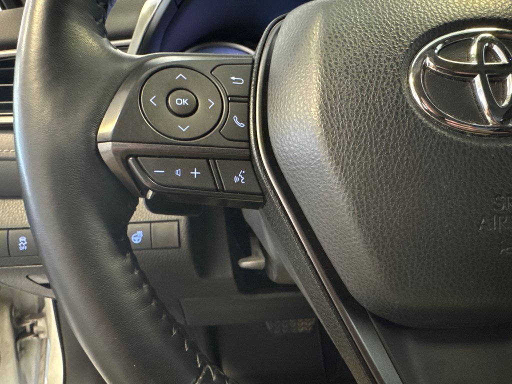 Toyota Camry HYBRIDE SE *TOIT+ MAGS* 2022 à Richmond, Québec - 30 - w1024h768px