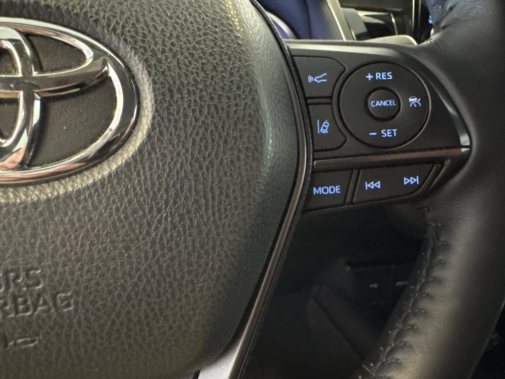 Toyota Camry HYBRIDE SE *TOIT+ MAGS* 2022 à Richmond, Québec - 31 - w1024h768px