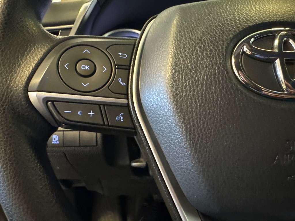 Toyota Camry Hybrid LE *TRÈS BEAU VÉHICULE* 2023 à Richmond, Québec - 29 - w1024h768px