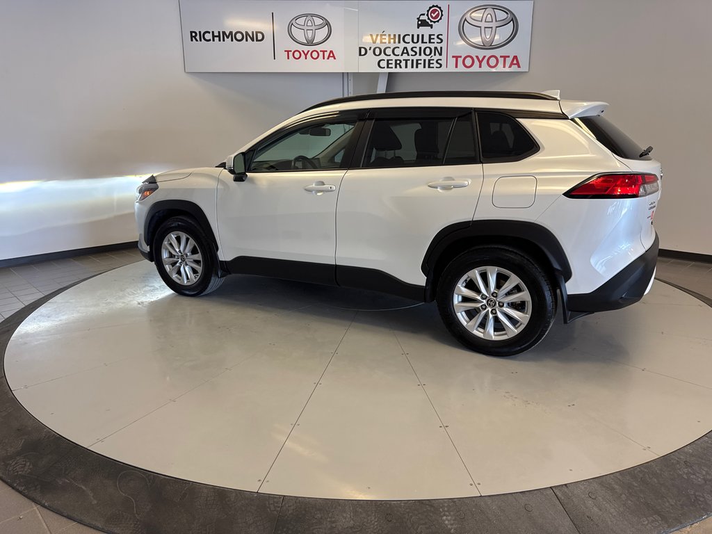 Toyota COROLLA CROSS LE AWD *MAGS + TOIT OUVRANT* 2022 à Richmond, Québec - 5 - w1024h768px