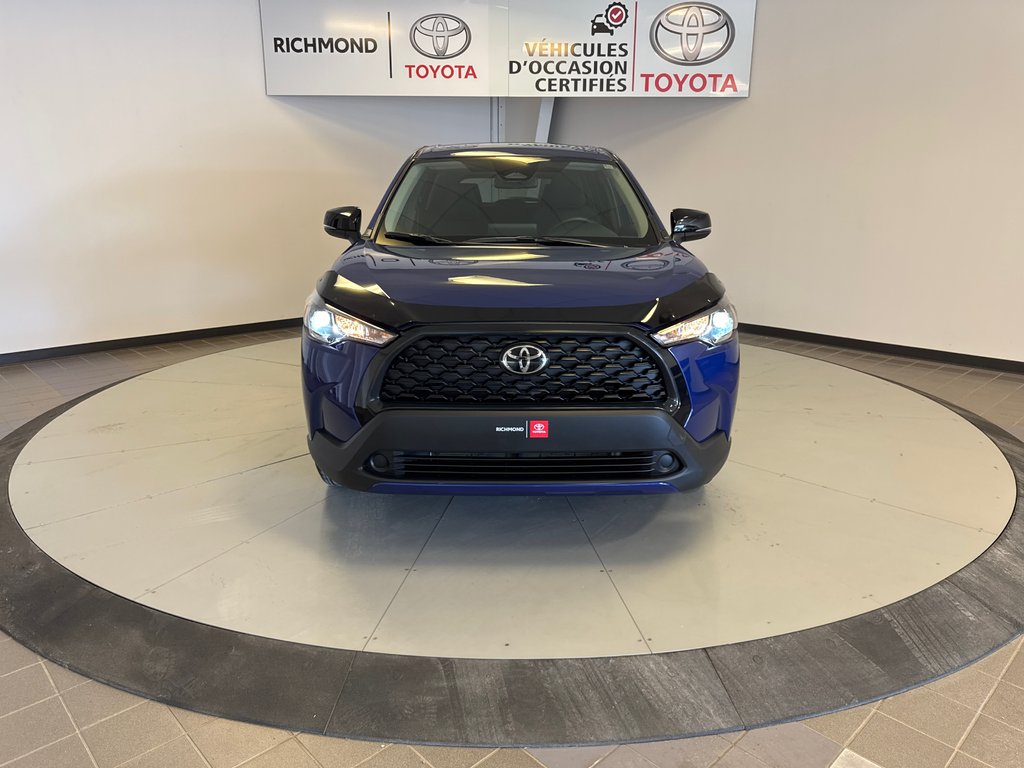 Toyota COROLLA CROSS LE FWD *DÉMONSTRATEUR* 2025 à Richmond, Québec - 13 - w1024h768px