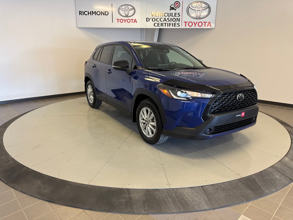 Toyota COROLLA CROSS LE FWD *DÉMONSTRATEUR* 2025 à Richmond, Québec - 12 - w1024h768px