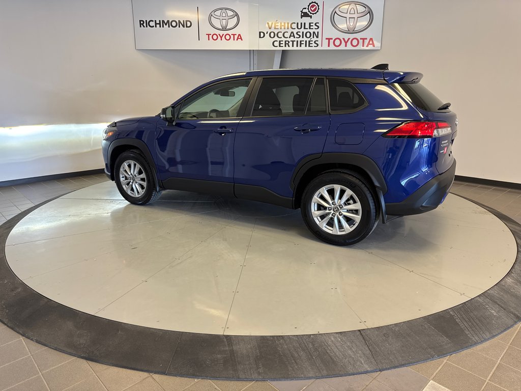 Toyota COROLLA CROSS LE FWD *DÉMONSTRATEUR* 2025 à Richmond, Québec - 5 - w1024h768px