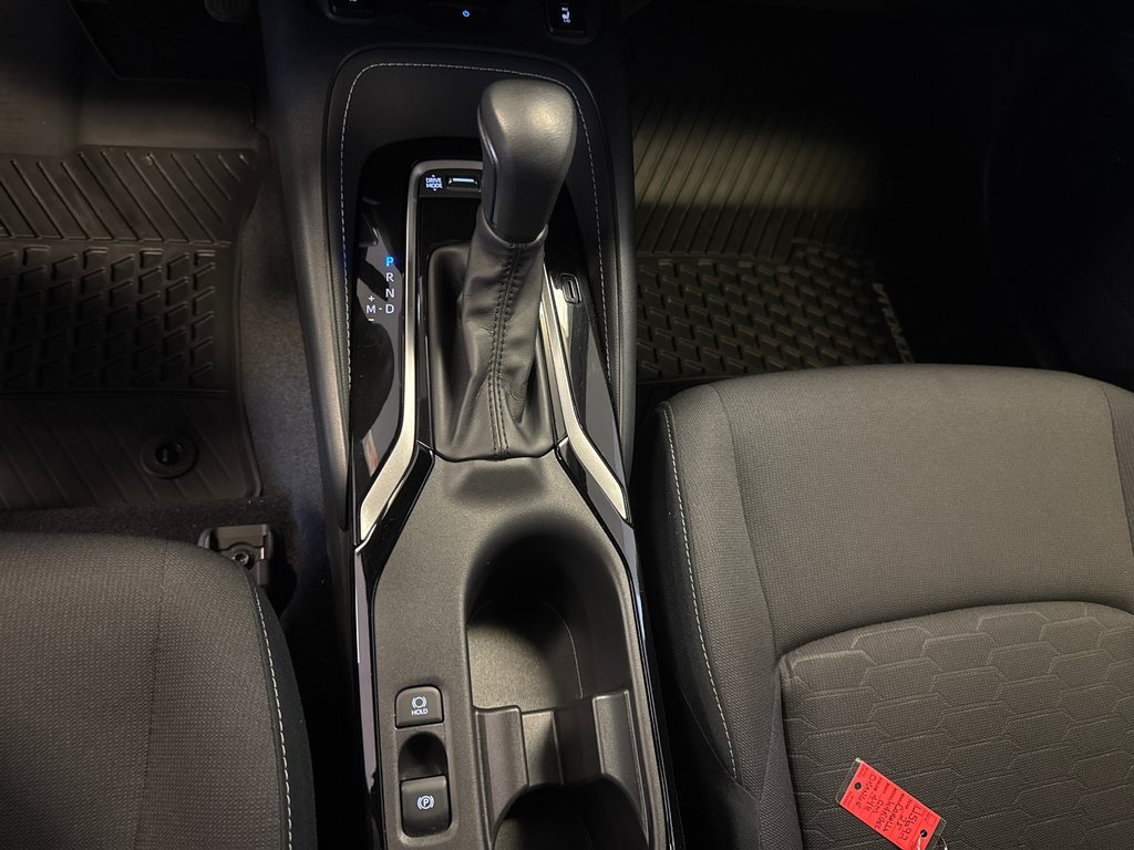 Toyota Corolla Hatchback SE AMÉLIORÉ *BAS KILOMÉTRAGE* 2025 à Richmond, Québec - 27 - w1024h768px