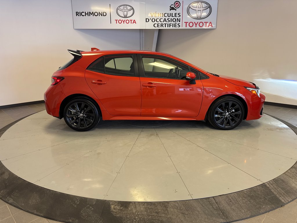 Toyota Corolla Hatchback SE AMÉLIORÉ *BAS KILOMÉTRAGE* 2025 à Richmond, Québec - 11 - w1024h768px